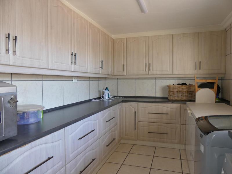 4 Bedroom Property for Sale in Sandy Point Western Cape